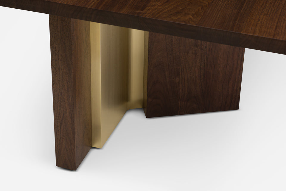Izar Dining Table with Brass