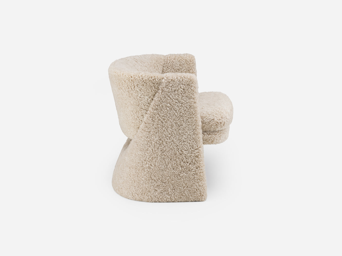 Cursa Lounge Chair