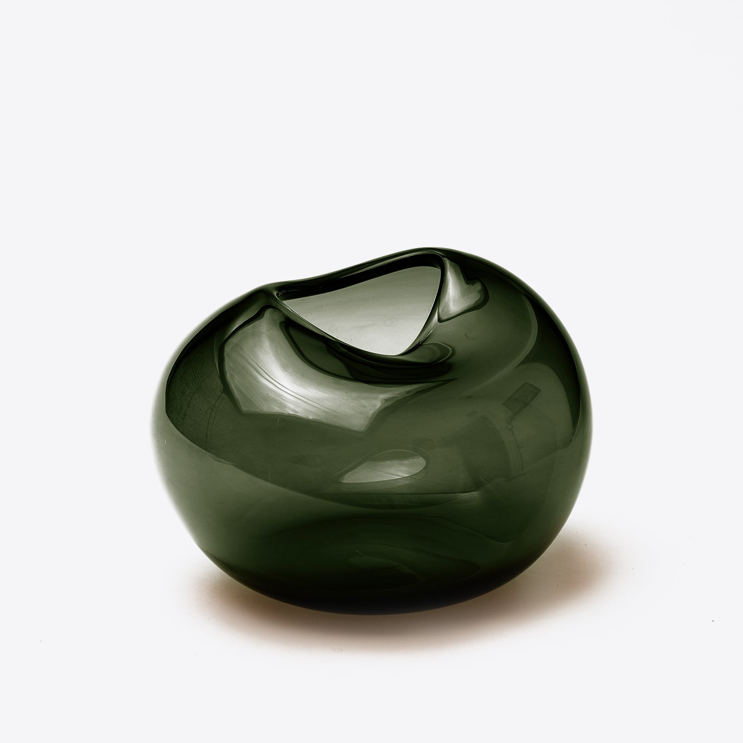 Caillou Vase
