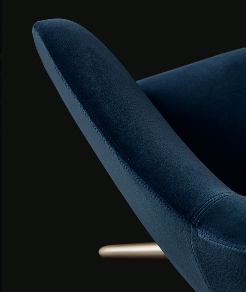 Mad Chair Armchair