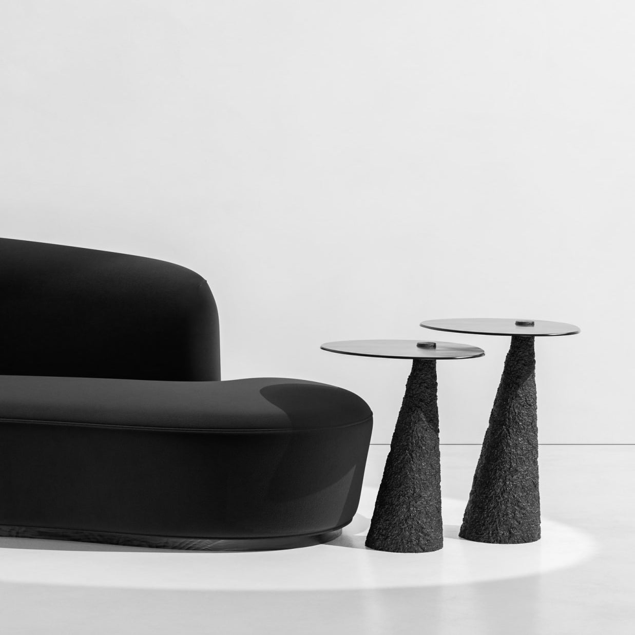 Nero Side Table