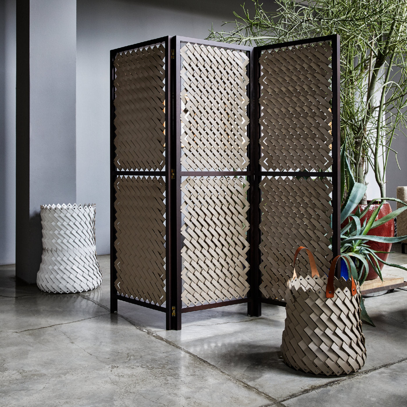 Almeria Beige Medium Basket