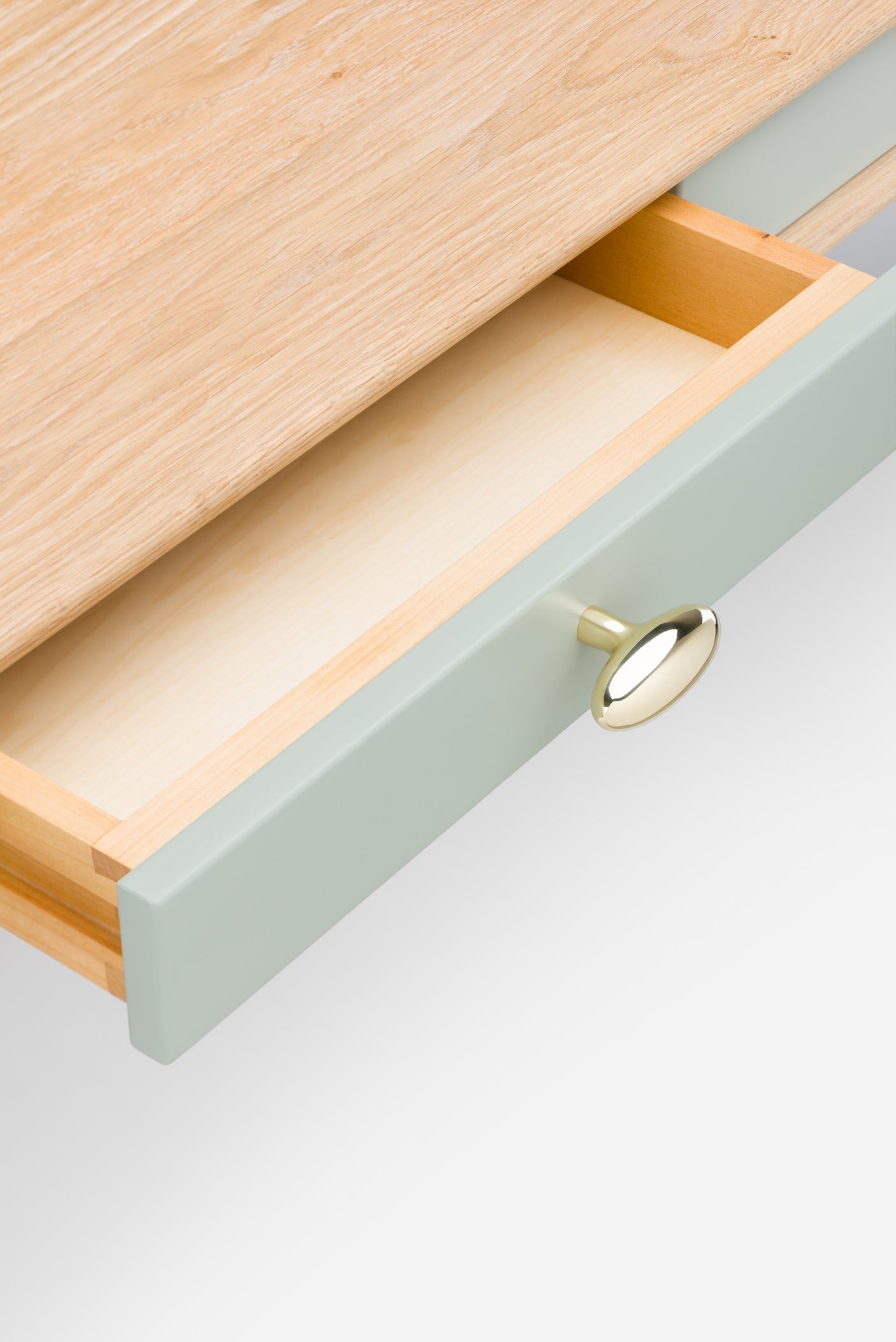 Elliot Desk